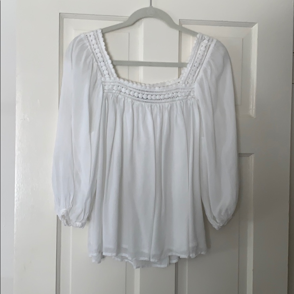 White blouse perfect for spring and summer!
